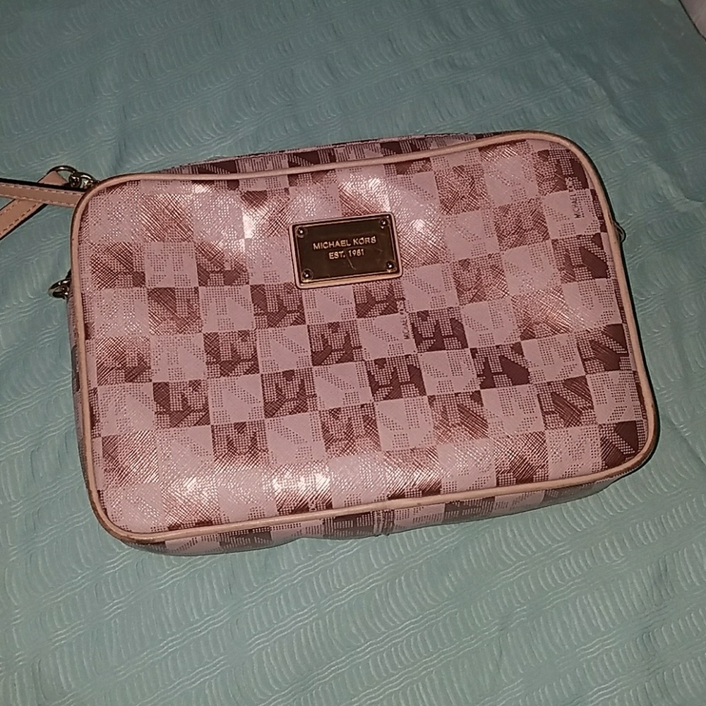 Michael Kors cross body
